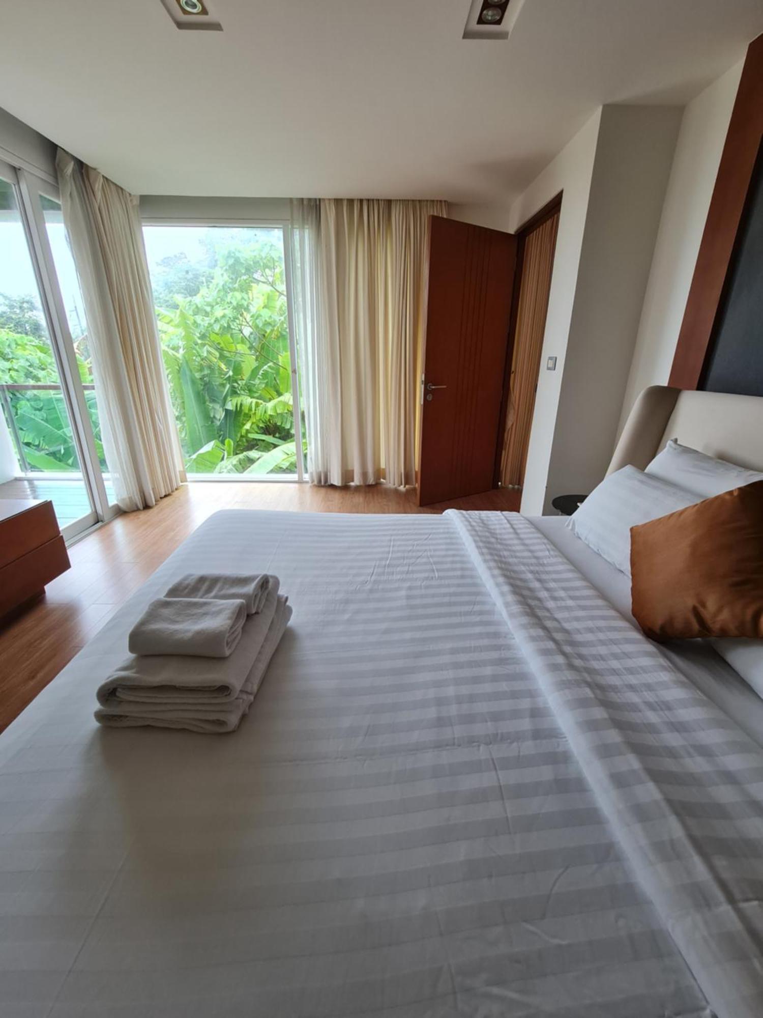 The Baycliff Residences Patong Bagian luar foto