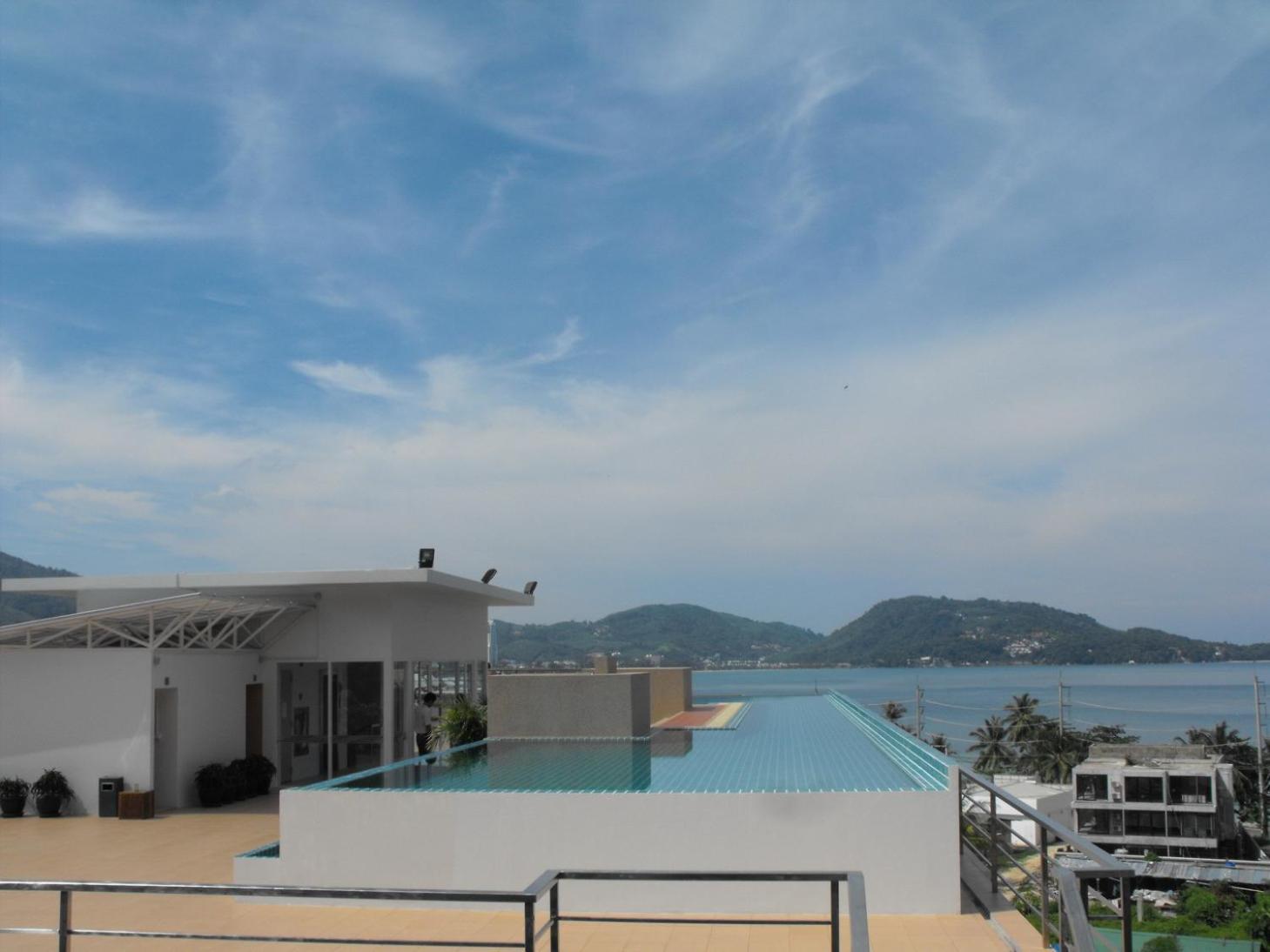 The Baycliff Residences Patong Bagian luar foto