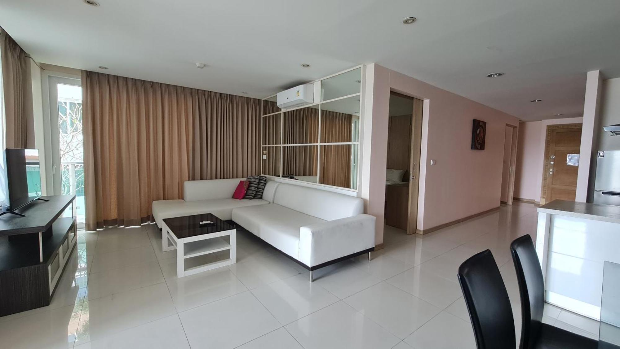 The Baycliff Residences Patong Bagian luar foto